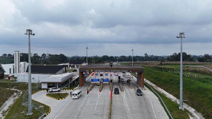 Ruas tol Sinaksak–Simpang Panei