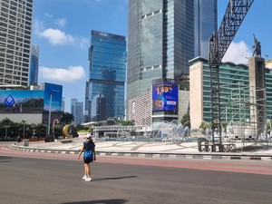 Ada Bedug Kolosal Malam Ini di Bundaran HI, Lalin Sudirman-Thamrin Dialihkan