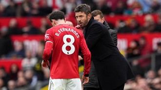 Carrick: MU Pastinya Tak Mau Kehilangan Bruno Fernandes