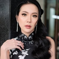 Lebih lanjut Agnes juga mengucapkan terima kasih kepada orang-orang yang sudah memberikan dukungan untuknya. Untuk semua orang yang telah berdoa agar keluarga saya tetap utuh, saya benar-benar menghargai kebaikan dan kepedulian Anda. Saya sangat berterima kasih. Namun, saya telah mencoba yang terbaik, dan sayangnya saya telah sampai pada titik di mana saya tidak bisa lagi melanjutkan. Terima kasih atas dukungan luar biasa yang telah Anda tunjukkan selama ini. Itu berarti lebih dari yang bisa saya ungkapkan. Tolong jagalah aku dalam doamu, dan aku berharap semuanya akan segera diselesaikan sehingga aku bisa memulai babak baru dalam hidup. Tapi jangan khawatir, aku sudah pindah beberapa waktu yang lalu, tulisnya. Foto: Instagram/@agnes_jennifer