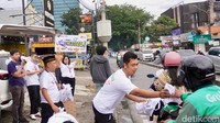 Kegiatan sosial ini dilaksanakan di sembilan kota dengan membagikan takjil kepada masyarakat yang sedang menjalankan ibadah puasa, khususnya mereka yang masih berada di perjalanan menjelang waktu berbuka.