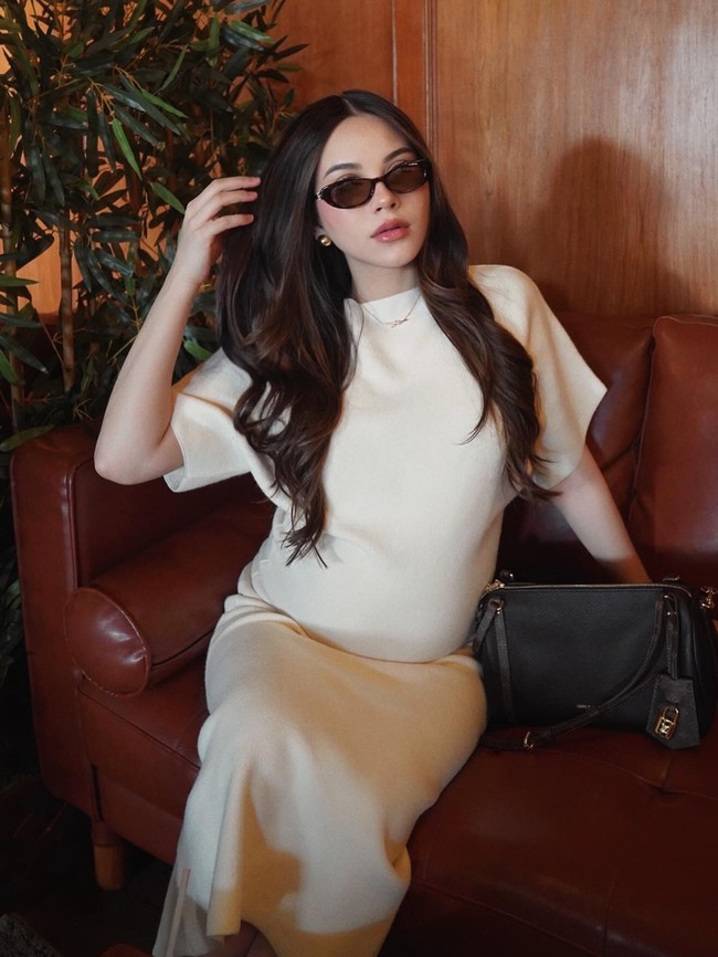 Potret Terbaru Alyssa Daguise Dengan Baby Bump Makin Besar, Tetap Stunning!