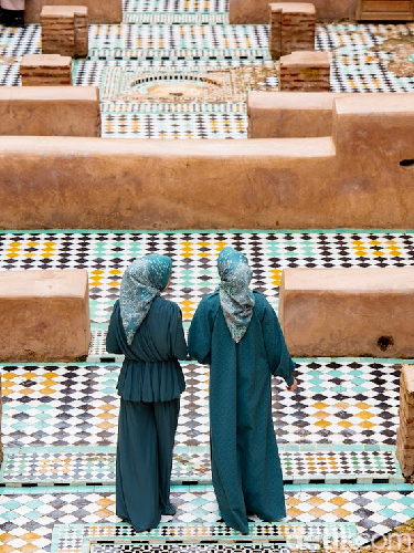 Buttonscarves Raya 2026 usung tema Cultural Storytelling lewat pesona Mesir & Maroko. Koleksi ini hadirkan motif Lotus dan Zellige yang mewah penuh makna budaya. Buttonscarves Raya 2026 usung tema Cultural Storytelling lewat pesona Mesir & Maroko. Koleksi ini hadirkan motif Lotus dan Zellige yang mewah penuh makna budaya.