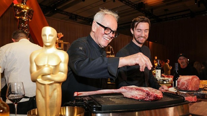 Chef Wolfgang Puck sajikan menu Oscar 2026