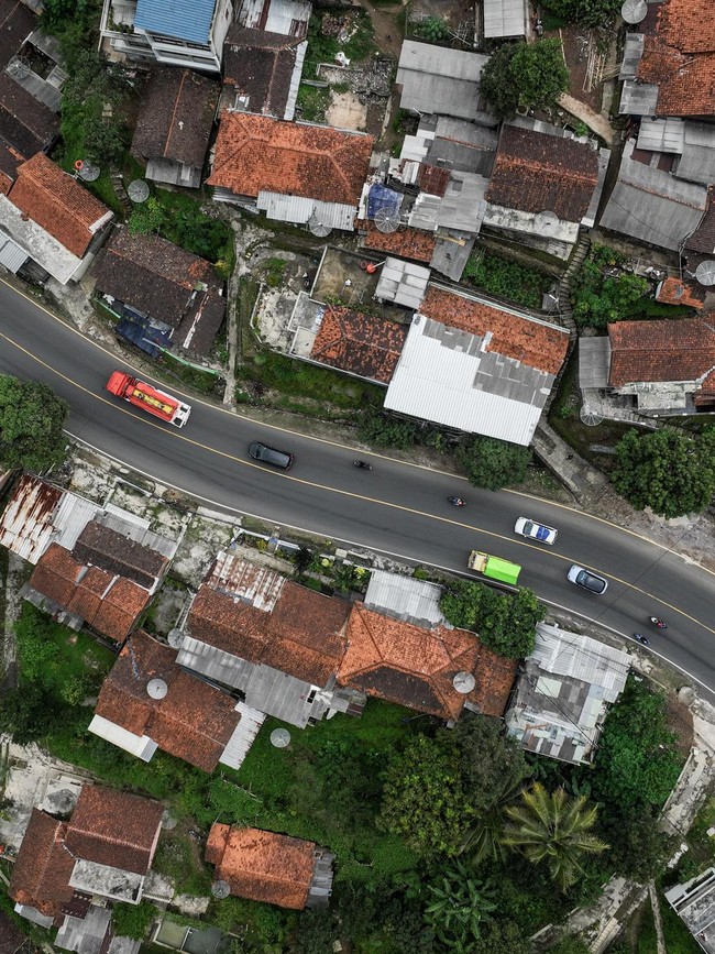 Foto Udara Arus Lalu Lintas Jalur Nagreg Jelang Puncak Mudik