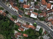 Foto Udara Arus Lalu Lintas Jalur Nagreg Jelang Puncak Mudik