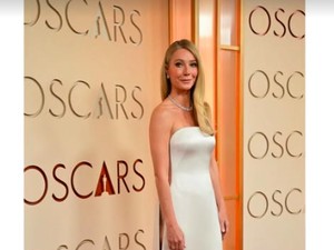 Pakai Gaun Armani, Gaya Berisiko Gwyneth Paltrow di Oscar Tuai Kontroversi