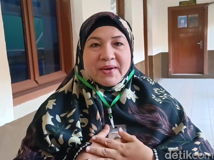 Ibu Resbob, Putri Regia