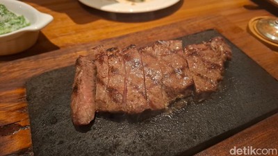 Begini Serunya Makan Steak Berkonsep Itameshi Pertama di Jakarta