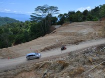 Jalan Longsor Tapanuli Tengah Belum Bisa Dilalui Pemudik Lebaran