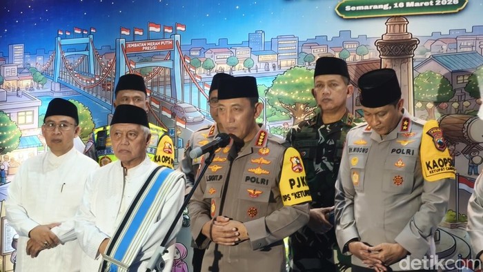 Kapolri Jenderal Listyo Sigit Prabowo saat konferensi pers di Mapolda Jateng, Kota Semarang, Senin (16/3/2026).