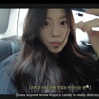 Gadis 20 tahun itu giat berlatih akting dan belajar di perpustakaan kampus. Penggemar berharap Kim Garam tetap dapat melanjutkan kariernya di industri hiburan sebagai aktris. Foto: dok. YouTube @garamonly