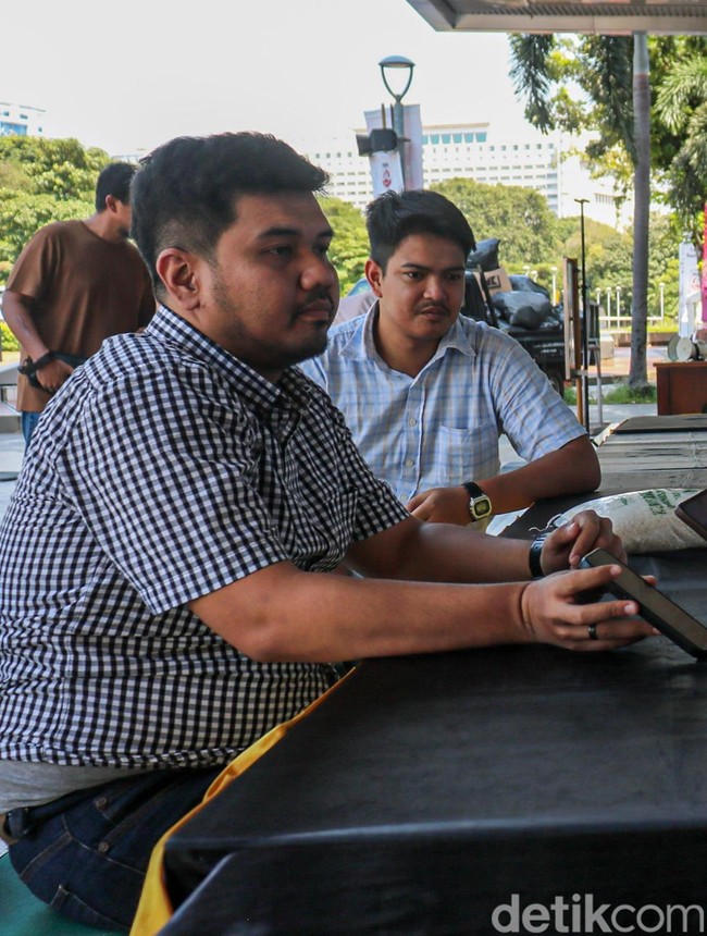 Layanan Zakat Fitrah di Masjid Istiqlal Mulai Ramai Didatangi Warga