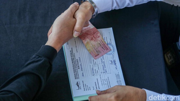 Simak lafal niat zakat fitrah untuk diri sendiri dan keluarga.