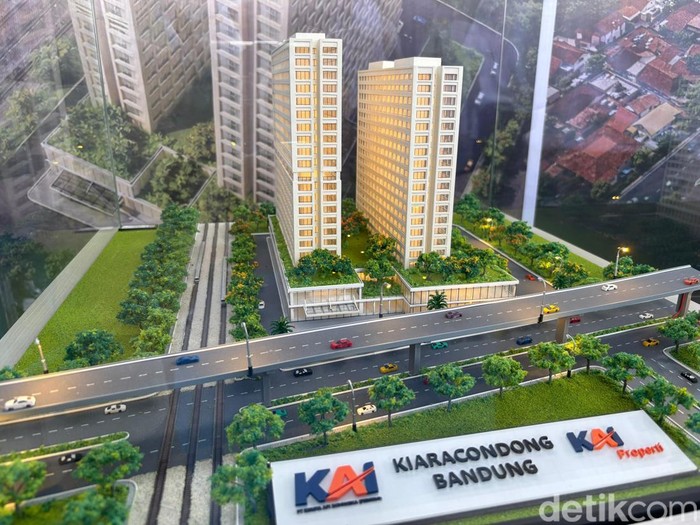 Maket hunian vertikal di Stasiun Kiaracondong