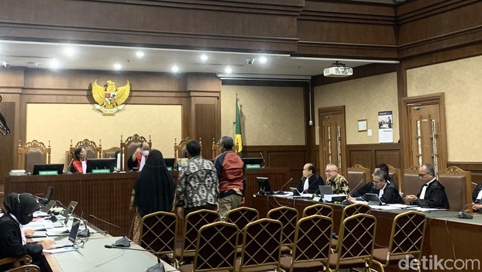 Mantan Manajer gas alam cair atau liquefied natural gas (LNG) trading pada PT Pertamina, Henny Trisnadewi mengungkap alasan kerja sama dengan perusahaan Amerika Serikat, Corpus Christi Liquefaction LLC (Mulia Budi/detikcom)