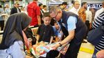 Mudik Naik Kereta Makin Seru, Pemudik Diajak Baca Buku di Stasiun Pasar Senen