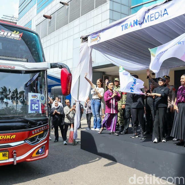 Mudik Seru Transmedia Berangkatkan Ratusan Peserta ke Berbagai Kota di Jawa