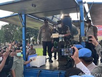 Polda Sulsel Musnahkan 25 Kg Kokain yang Ditemukan di Pantai Selayar