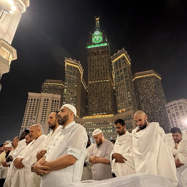 Suasana Khusyuk Qiyam al-Layl di Masjidil Haram