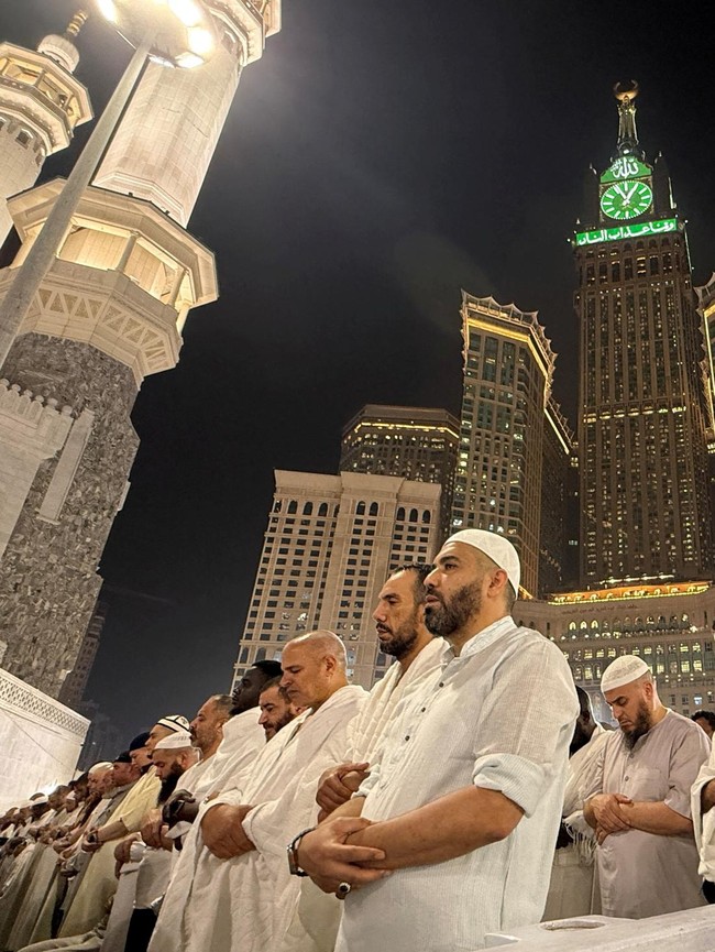 Suasana Khusyuk Qiyam al-Layl di Masjidil Haram