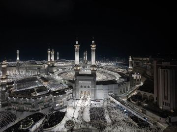 Masjid Terbesar di Dunia Penuh