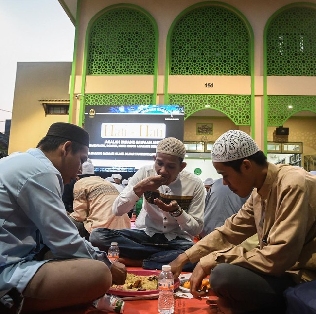 Tradisi Malam 27 Ramadhan Tetap Hidup di Kampung Arab Pekojan