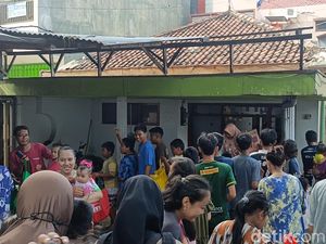 Berebut Jajan-Angpau di Tradisi Bi-Bi Probolinggo Jelang Malam 27 Ramadan