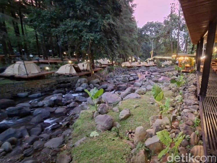 Potret Jolotundo Nganjuk Ramai Dikunjungi, Wisata Alam Favorit Pemudik Lebaran