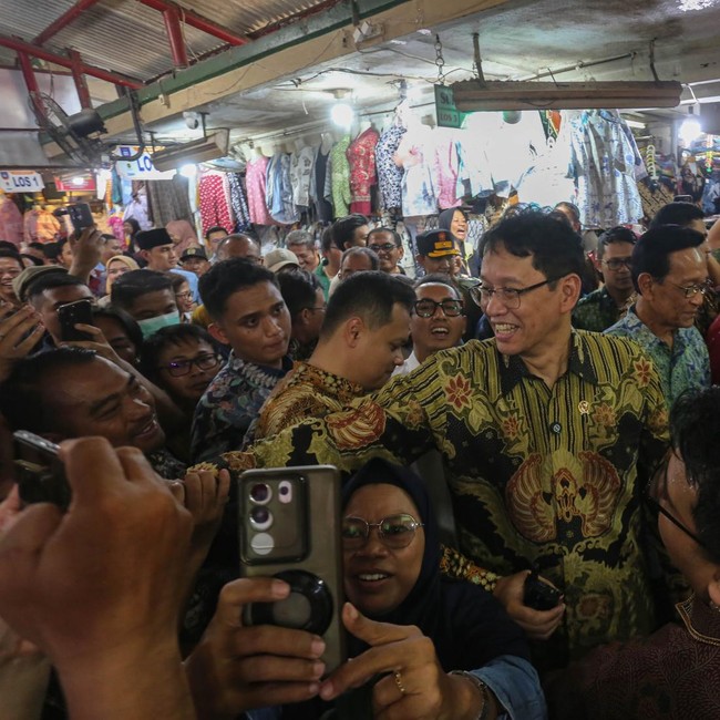 Blusukan! Purbaya Yudhi Sadewa Cek Pasar Beringharjo, Bantah Pasar Sepi