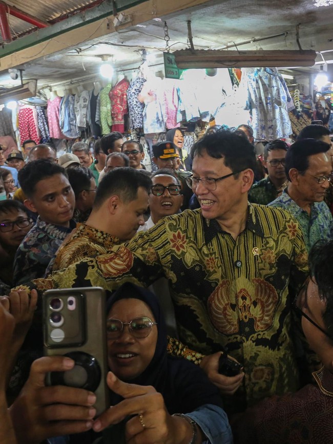 Blusukan! Purbaya Yudhi Sadewa Cek Pasar Beringharjo, Bantah Pasar Sepi