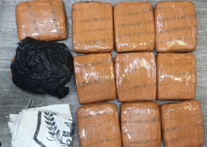 Direktorat Reserse Narkoba Polda Metro Jaya menggagalkan peredaran narkoba di wilayah Grogol, Jakbar yakni berupa 10 kg ganja. (dok istimewa)