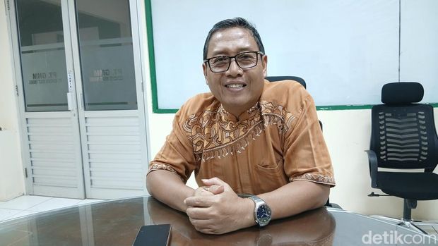 Direktur Operasional PT GMM, Krisna Nurtiyanto Direktur Operasional PT GMM, Krisna Nurtiyanto saat ditemui di kantor pabrik gula PT GMM di Desa Tinapan, Kecamatan Todanan, Blora.