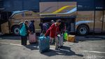 Diserbu Pemudik! Terminal Kampung Rambutan Membludak di Hari ke-27 Ramadan