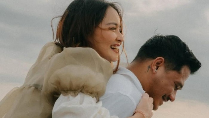 Joanna Alexandra dan kekasih