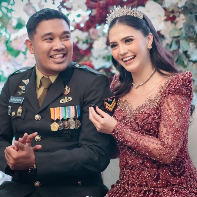 Juliette Angela Bawa Kabar Bahagia