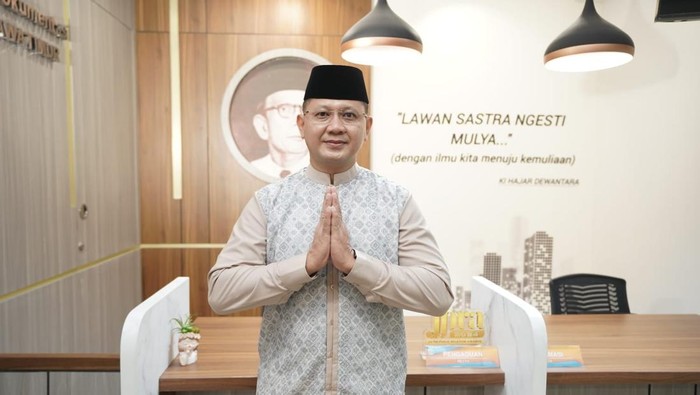 Kepala Dinas Pendidikan (Dindik) Jatim Aries Agung Paewai