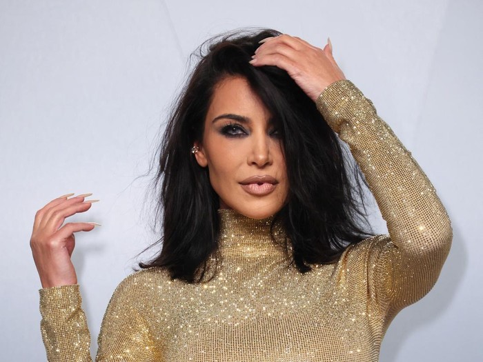 Kim Kardashian tiba di pesta Vanity Fair Oscars setelah Academy Awards ke-98, di Beverly Hills, California, AS, 15 Maret 2026.