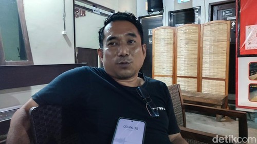 Manager Operasional Bus Surya Bali Fadjar Oetama. (Foto: Ahmad Firizqi Irwan/detikBali)