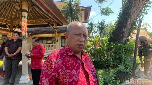Mantan Kadis Lingkungan Hidup I Made Teja
