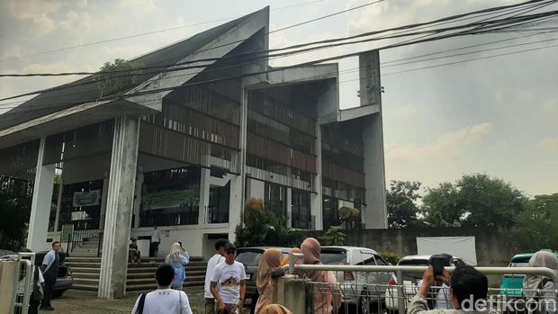 Masjid Jami Al Huriyyah di Pasar Minggu, Jaksel