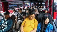 Kegiatan yang mengusung tema “Mudik Penuh Makna Bersama Scania” ini digelar untuk menjamin keselamatan perjalanan, panitia telah melakukan berbagai persiapan, mulai dari pemeriksaan teknis armada, safety briefing, pengecekan kondisi pengemudi termasuk kelelahan, hingga tes kesehatan dan narkoba bagi sopir serta kru bus.