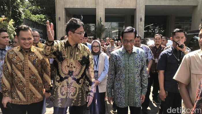 Momen Emak-emak di Jogja Hadang Purbaya Minta MBG Disetop