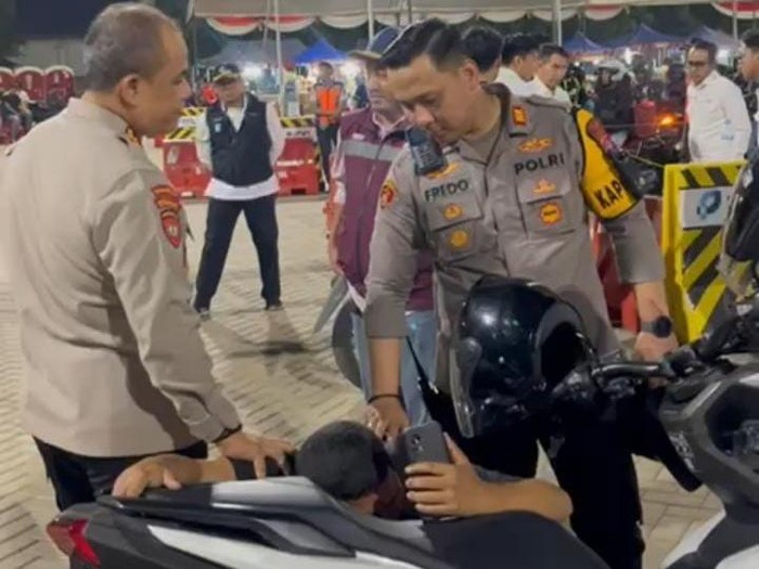 Pemudik bernama Deni berduka di tengah perjalanan (dok. Istimewa)