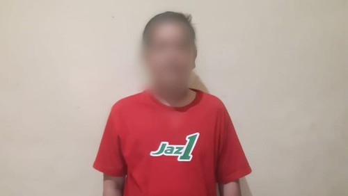 Pria berinisial INP ditangkap polisi lantaran menusuk tetangganya IMS secara membabi buta di Lingkungan Pagesangan Selatan, Kelurahan Pagesangan, Kota Mataram, NTB. (Foto: Dok. Istimewa)