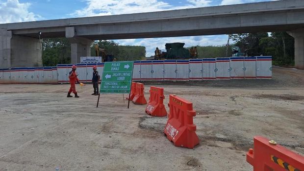 Rekayasa lalu lintas di keluar Tol Fungsional Palembang-Betung. (Dok. Hutama Karya)