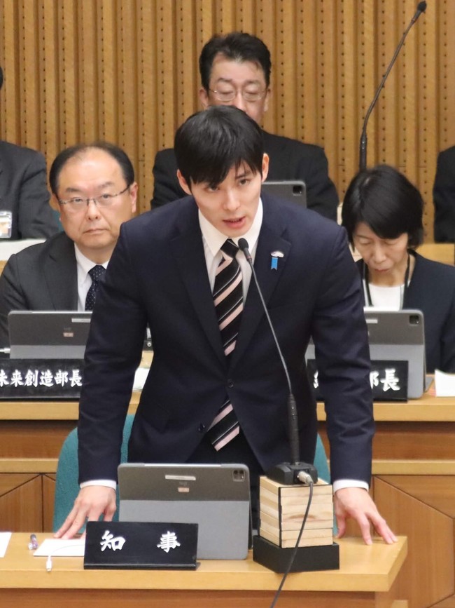 Selain prestasinya, Takato Ishida juga jadi viral karena paras tampan selain pencapaiannya di usia muda. Sejak awal, penampilan menariknya tentu mendukung popularitas pria tersebut. Foto: Instagram @ishida.takato