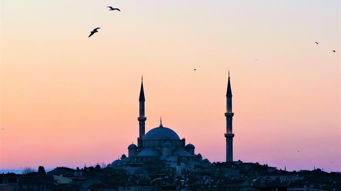 Jadwal buka puasa hari ini 19 Maret 2026 di Jogja, Sleman, dan sekitarnya.