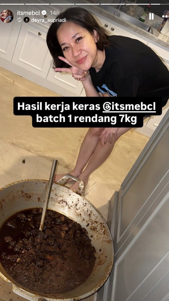 BCL Turun ke Dapur! Masak 7 Kg Rendang hingga 6 Jam Buat Lebaran