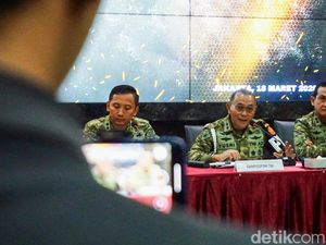 4 Prajurit TNI Tersangka Penyiram Air Keras ke Aktivis, Pemberi Perintah Didalami